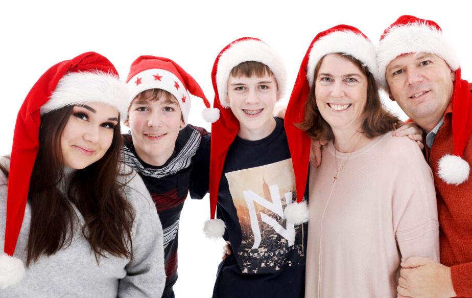 Weihnachtliches Familienshooting Wien: Die schönsten Weihnachtsfotos für deine Familie!