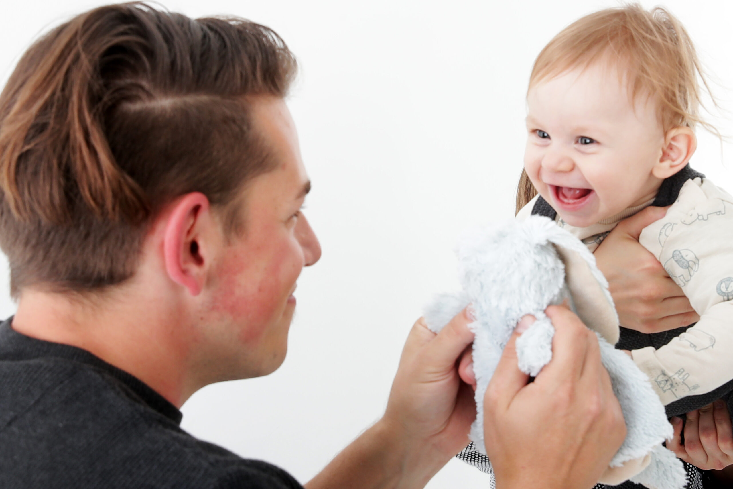 Familien Fotoshooting mit Baby in Wien